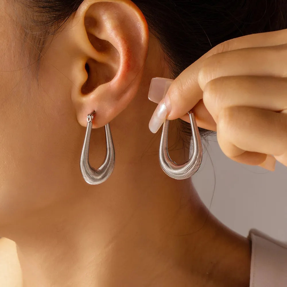 minimal silver earrings lightweight modern design